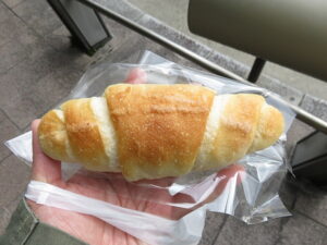 塩バターパン：パン工房元