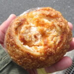 明太クリームチーズポテト：ベーカリークロレ