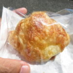 濃厚チーズのクロワッサン：小麦の郷ライフ伏見深草店