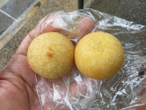 サクもちくん(自由軒監修カレー):阪急ベーカリー
