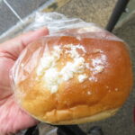 塩バニラクリームパン：阪急ベーカリー京都ファミリー店