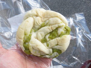 ずんだあんぱん：小麦の郷