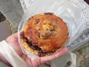あんことクリームチーズ：じゃがぱん