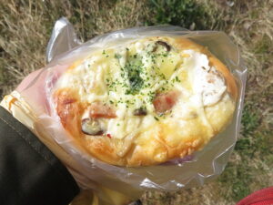 きのこのシチューパン：ぱんまるこ