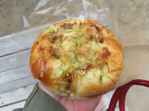 きゃべころパン：和光堂製パン