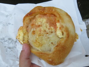 明太クリームチーズフランス：cascade