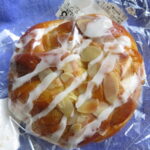 キャラメルアーモンド：小麦の郷ライフ二条店