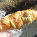 うま辛牛カルビ風スティック：ぱん工房きむらや