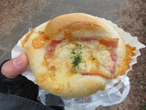 ベーコンツナポテトフランス：志津屋