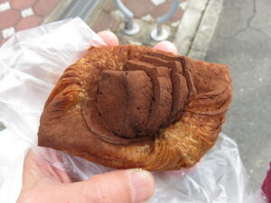 ショコラのデニッシュ:製パン福麦