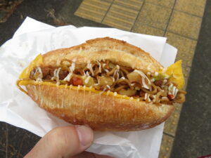 オムそばフランス：パンヤパパパン