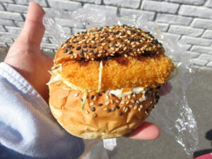 レモンタルタルソースのコロッケぱん：トロトワール