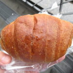 じゅわっとはちみつ風味バター塩パン：志津屋京都駅店