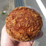 ちょっと辛いカレーパン：ぱん工房ワンダフル